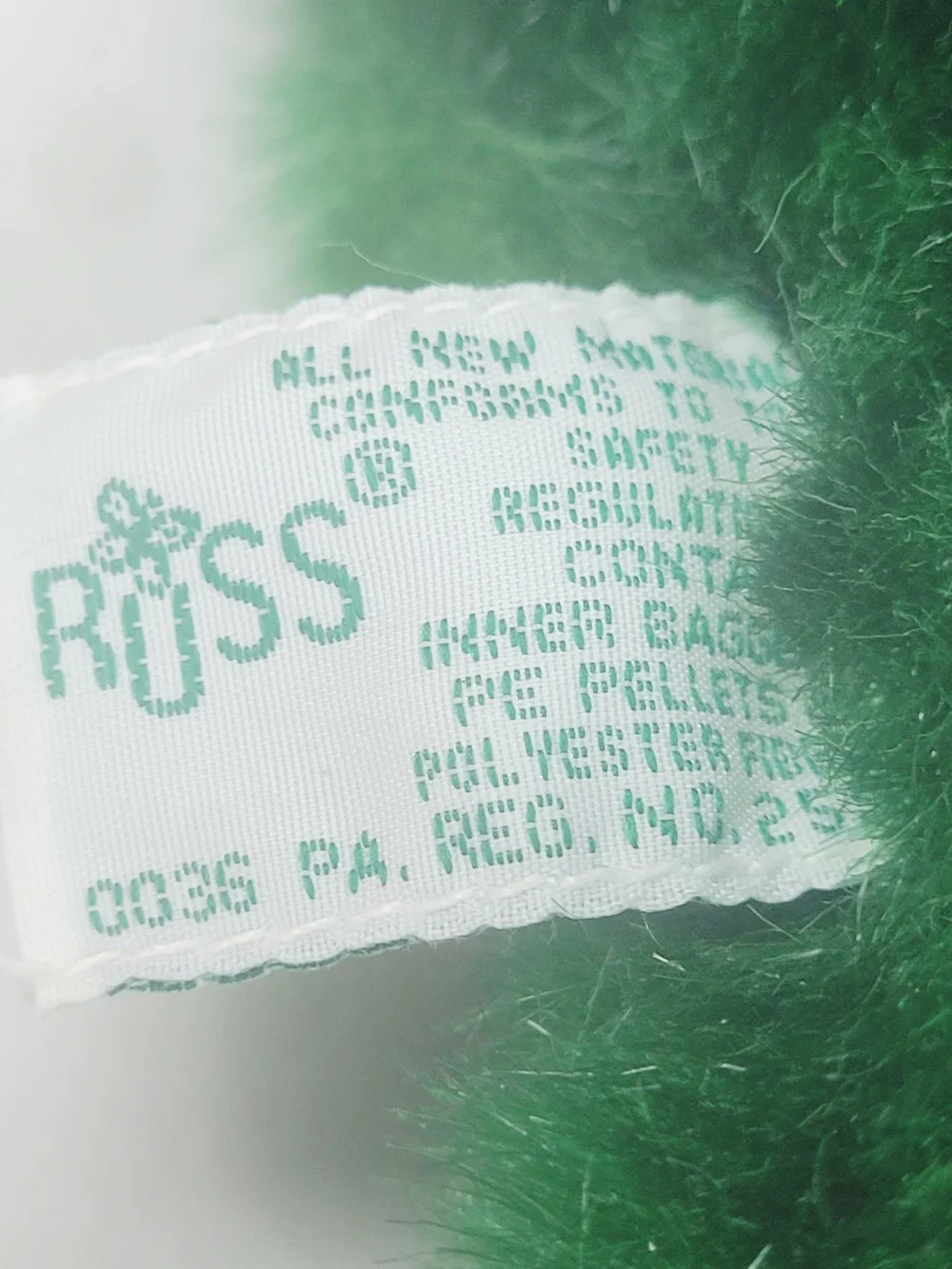 Vtg 2000~Russ Berrie 4972~Dublin Plush Green Bear~Retired~St Patricks Day~12